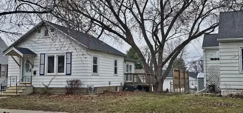 1623 Hawthorne Ave, Waterloo, IA 50702