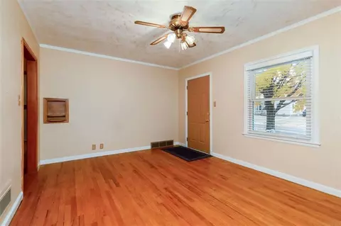 1141 Cornwall Ave, Waterloo, IA 50702 photo 6