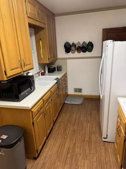 1141 Cornwall Ave, Waterloo, IA 50702 photo 3