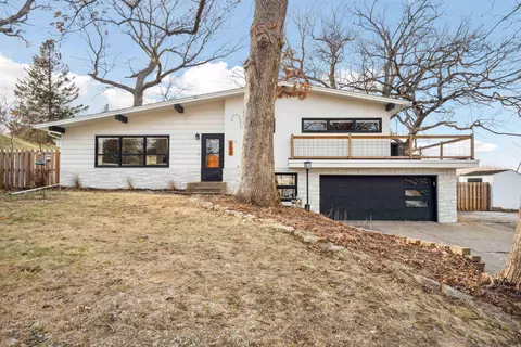 803 Park St, Decorah, IA 52101