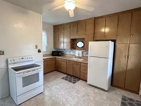 206 E Broadway St, Decorah, IA 52101 photo 3