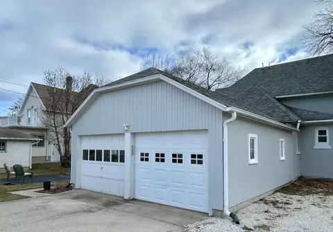 206 E Broadway St, Decorah, IA 52101 photo 17