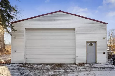 514 S Hackett Rd, Waterloo, IA 50701 photo 21