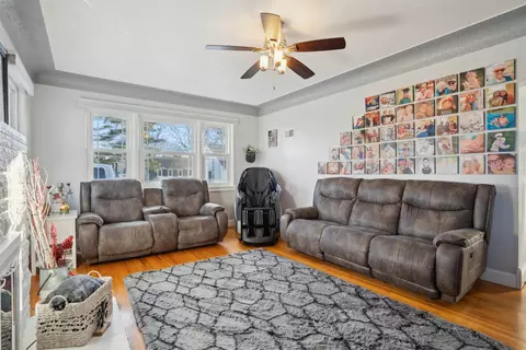 514 S Hackett Rd, Waterloo, IA 50701 photo 4