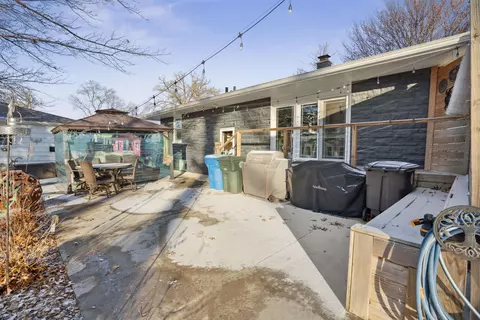 514 S Hackett Rd, Waterloo, IA 50701 photo 22