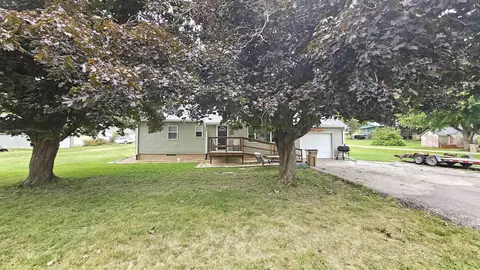 309 Carlton St, Clermont, IA 52135
