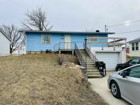 113 W Franklin St, West Union, IA 52175