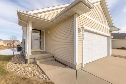 1305 Amelia Dr #1, Cedar Falls, IA 50613
