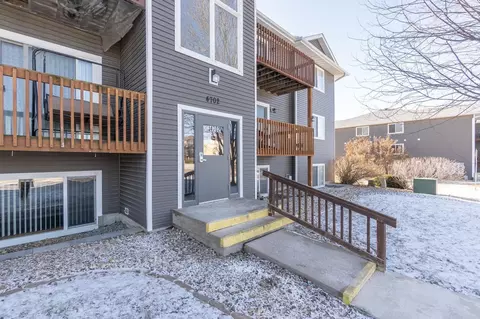 4702 Chadwick Rd #5, Cedar Falls, IA 50613