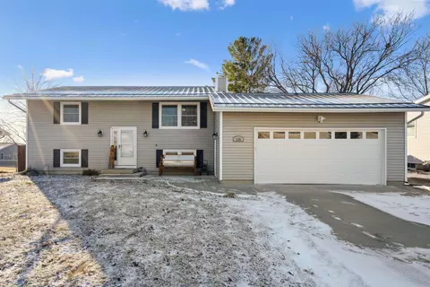 125 Haines Ave, Waterloo, IA 50701