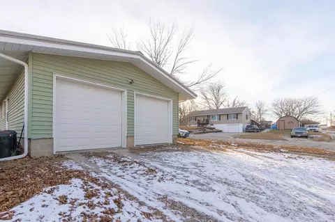 205 S Cherry St, Traer, IA 50675 photo 29