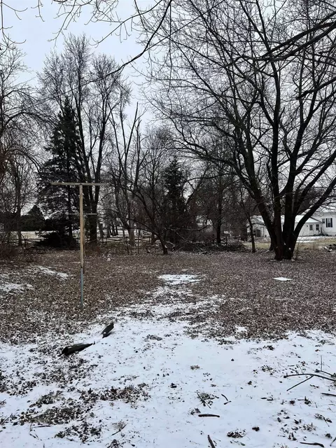 404 E Hayes St, Hazleton, IA 50641 photo 10