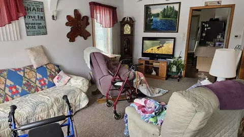 307 E Hayes St, Hazleton, IA 50641 photo 18
