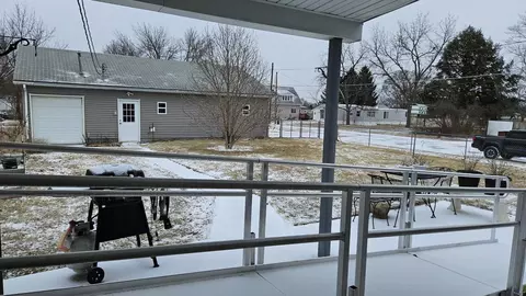 307 E Hayes St, Hazleton, IA 50641 photo 10