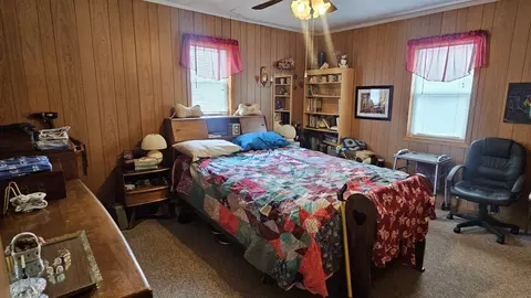 307 E Hayes St, Hazleton, IA 50641 photo 24