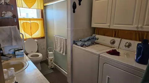 307 E Hayes St, Hazleton, IA 50641 photo 28