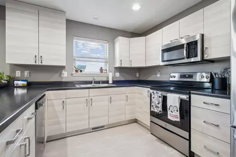 4007 Sarah Dr, Waterloo, IA 50702 photo 11