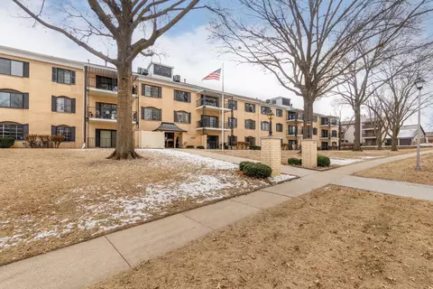 1925 Westchester Rd #308, Waterloo, IA 50701