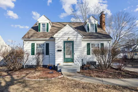 1011 Kimball Ave, Waterloo, IA 50702