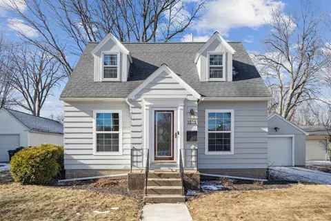 1515 Tremont St, Cedar Falls, IA 50613