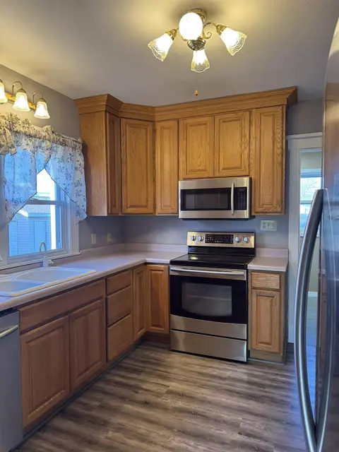 117 E Washington, Shell Rock, IA 50670 photo 12