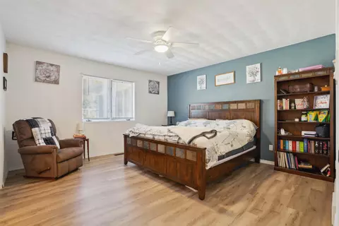 402 E 6th St, Readlyn, IA 50668 photo 11