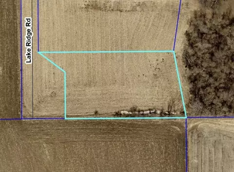 Lake Ridge Road, Decorah, IA 52101