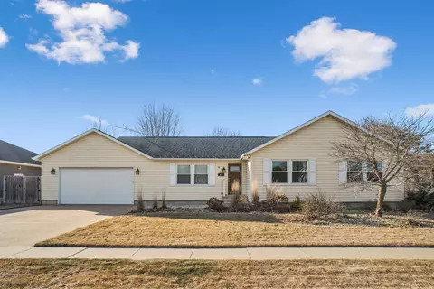 116 N Birch St, Janesville, IA 50647