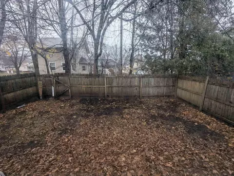 206 E 3rd Ave, Cresco, IA 52136 photo 5