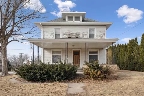 509 State St, Dysart, IA 52224