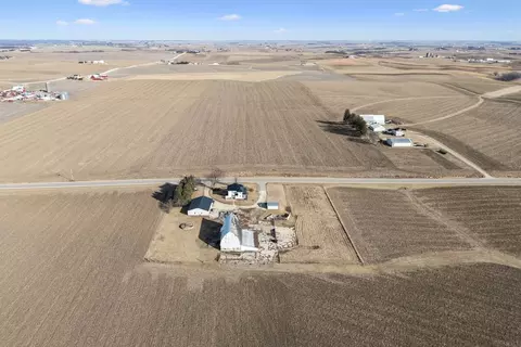 8489 Farley Rd, Farley, IA 52046 photo 3