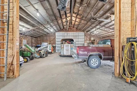 8489 Farley Rd, Farley, IA 52046 photo 31