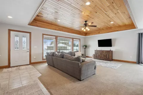 2402 Aspen Lane Rd, Decorah, IA 52101 photo 7