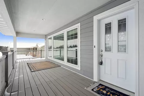 2402 Aspen Lane Rd, Decorah, IA 52101 photo 3