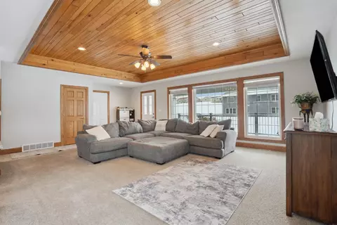 2402 Aspen Lane Rd, Decorah, IA 52101 photo 8