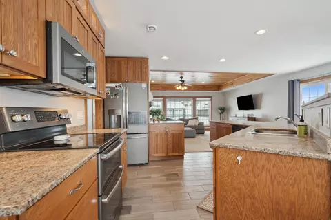 2402 Aspen Lane Rd, Decorah, IA 52101 photo 12
