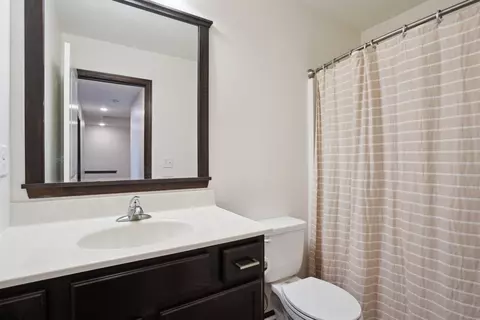715 Grindstone Cir, Waterloo, IA 50702 photo 23