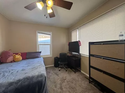 601 Gilbert St, Waterloo, IA 50707 photo 6