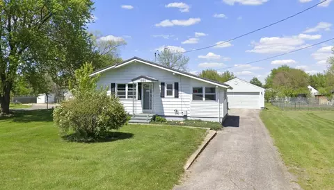 1356 Garden Ave, Waterloo, IA 50701