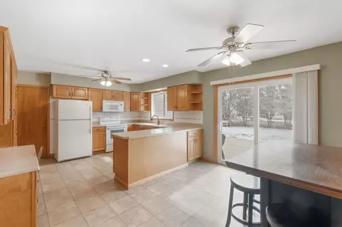 105 Oregon Rd, Cedar Falls, IA 50613 photo 6