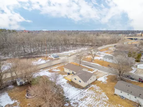 105 Oregon Rd, Cedar Falls, IA 50613 photo 32