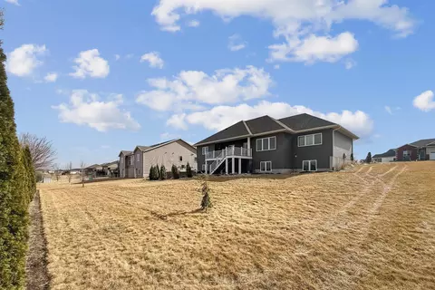 1916 Red Tail Dr, Waterloo, IA 50701 photo 45
