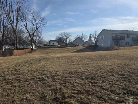306 W Plum St, West Union, IA 52175