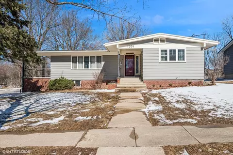 1001 NE 3rd Ave, Waverly, IA 50677