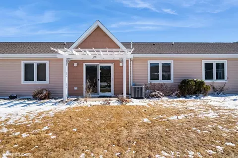 1501 SW 3rd St #215, Waverly, IA 50677
