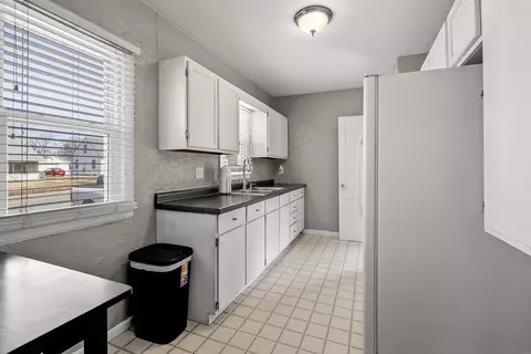 1150 E Mitchell Ave, Waterloo, IA 50702 photo 18