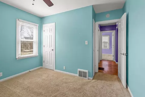 1150 E Mitchell Ave, Waterloo, IA 50702 photo 17