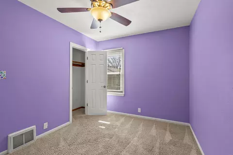 1150 E Mitchell Ave, Waterloo, IA 50702 photo 13