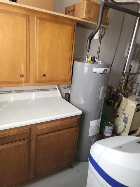 417 E 4th St, Readlyn, IA 50668 photo 12