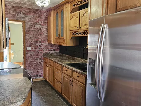 1601 E Mitchell Ave, Waterloo, IA 50702 photo 5